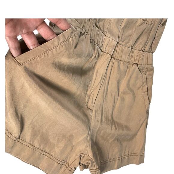 Banana Republic Size XS Utility Romper Latte Shorts Safari Classic Luxury Button - Picture 7 of 11